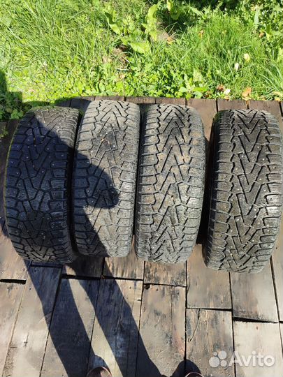 Pirelli Ice Zero 205/55 R16