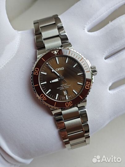 Oris Aquis Date 43.5mm 733 7730 4152