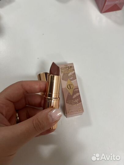 Губная помада Charlotte Tilbury