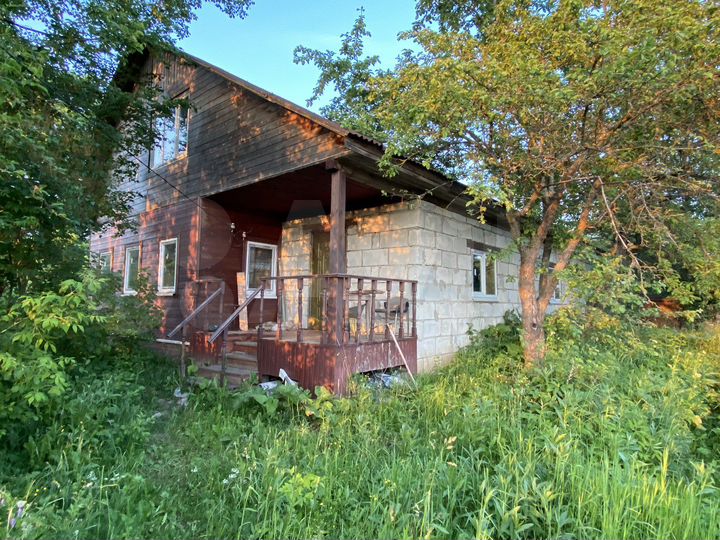 Дом 180 м² на участке 15 сот.