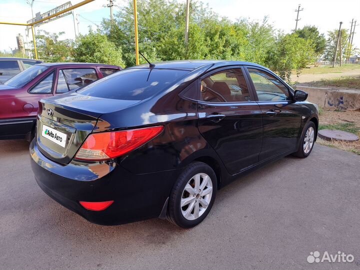 Hyundai Solaris 1.6 AT, 2014, 343 000 км