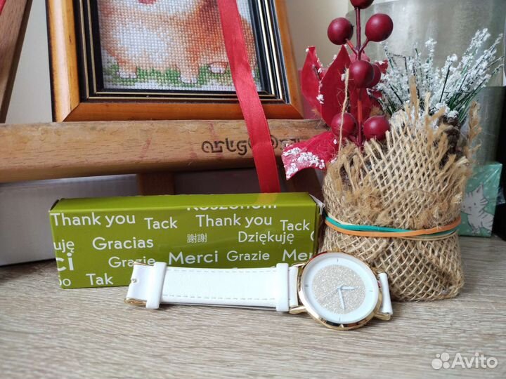 Часы ив Роше