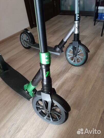 Самокат с большими колесами