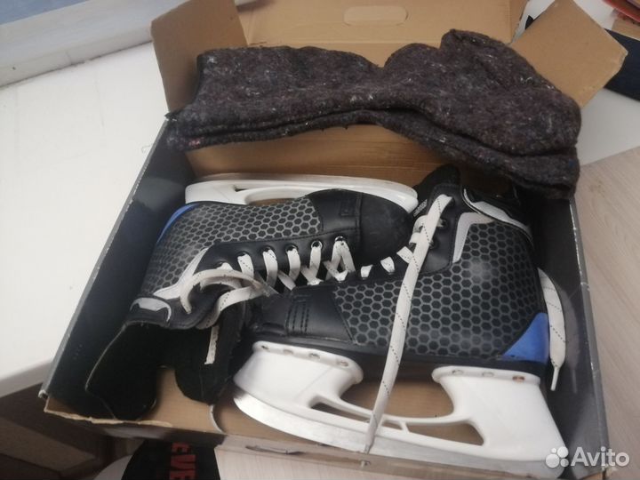 Коньки хоккейные Atemi