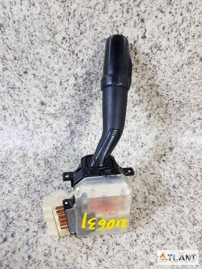 Блок подрулевых переключателей передний правый TOY