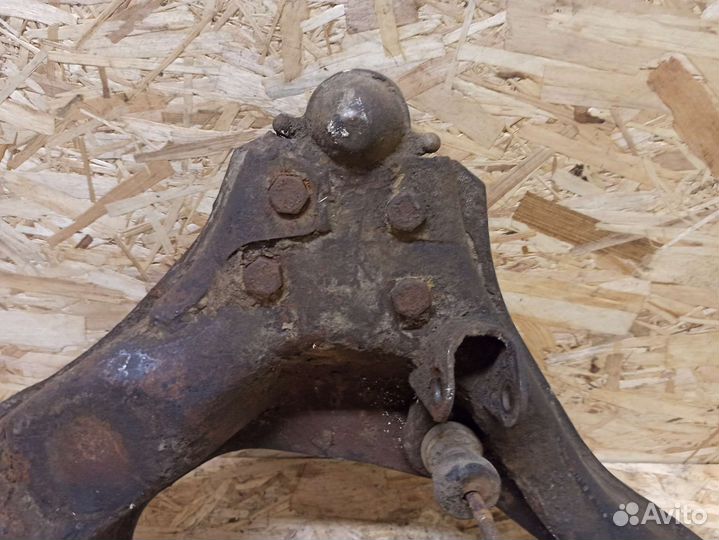 Рычаг передний Opel Frontera A