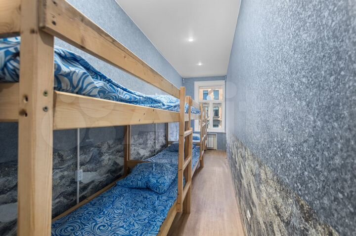 Комната 29 м² в 3-к., 4/4 эт.