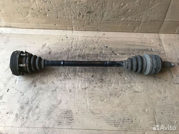 33217533446 Полуось задняя правая BMW 2,0D
