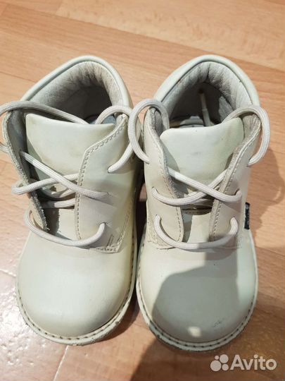 Ботинки для девочки