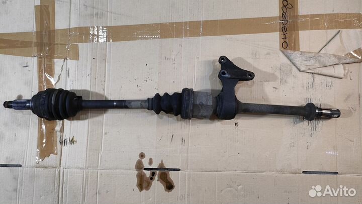 Полуось передняя правая Kia Spectra