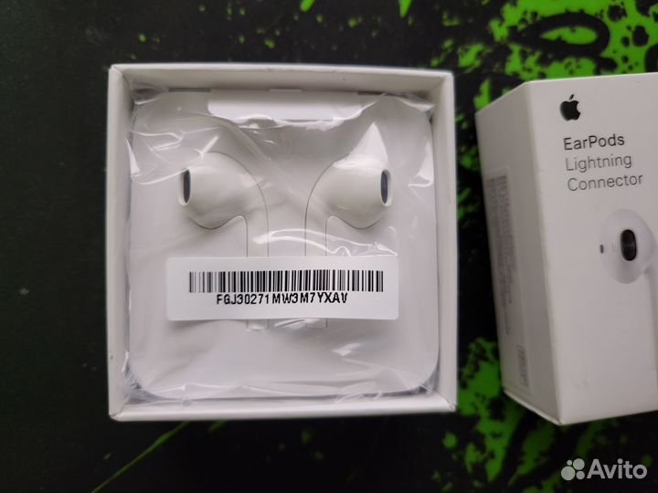 Новая гарнитура Apple EarPods (Lightning) оригинал