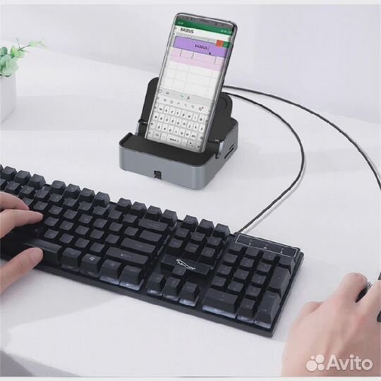 Док-станция для смартфонов и ноутбуков
