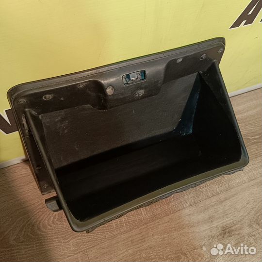 Бардачок Geely MK 1