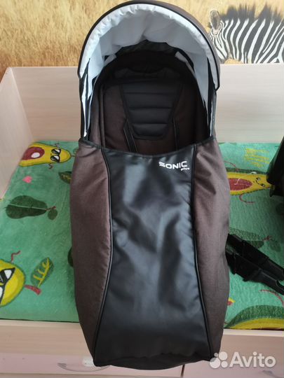 Коляска 3 в 1