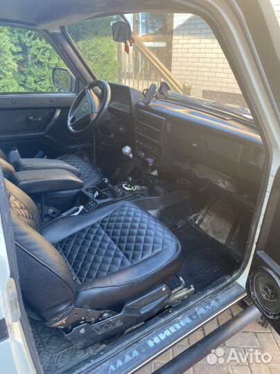 LADA 4x4 (Нива) 1.7 МТ, 2011, 35 000 км