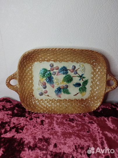 Поднос Ежевика Кузнецов