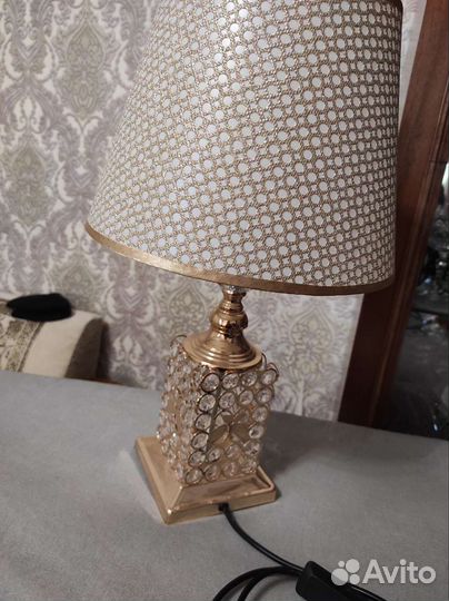 Лампа настольная