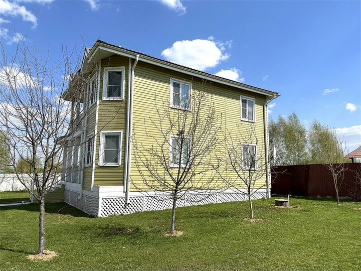 Дом 160 м² на участке 13,5 сот.