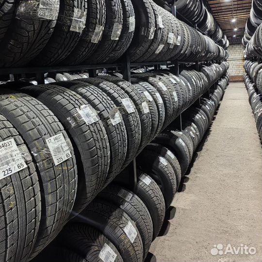 Nokian Tyres Hakkapeliitta R2 SUV 225/60 R17 103R