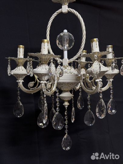 Новая люстра