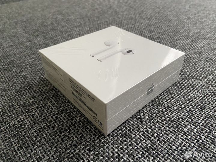 Коробка от AirPods