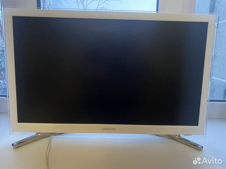 Телевизор LED 22