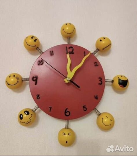 Часы настенные Momento