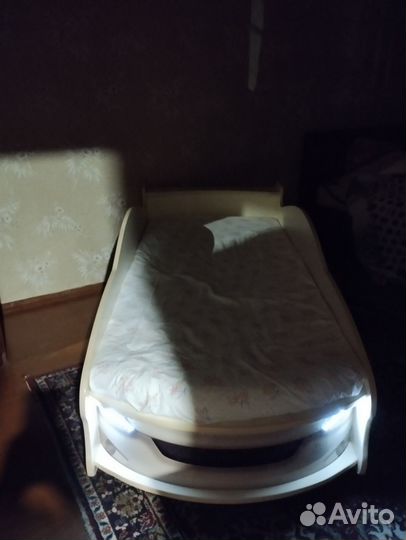 Детская кровать машина бу