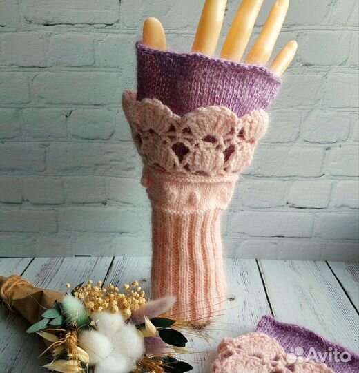 Митенки вязаные женские ажурные ручной работы