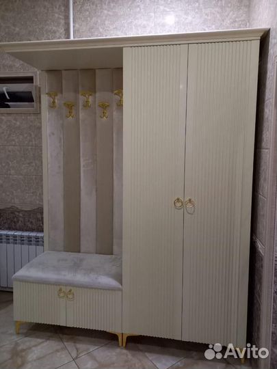 Прихожая новая