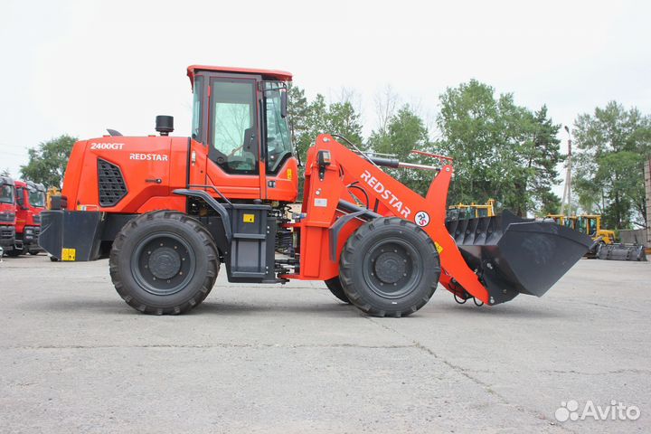 Фронтальный погрузчик Redstar 2400GT, 2023
