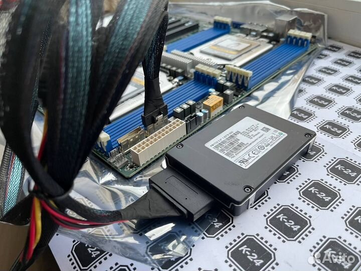 Кабель slimsas 8i (SFF-8654 74P) - SFF-8639