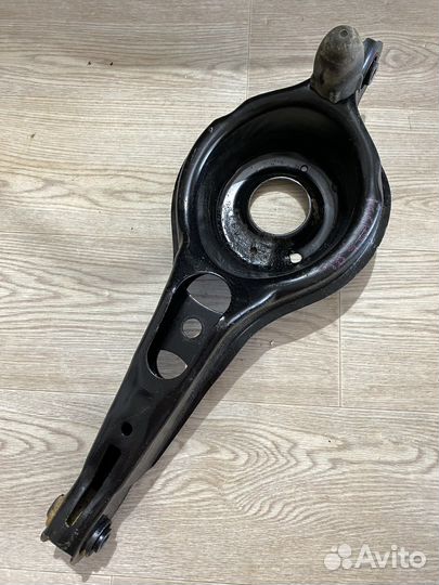 Рычаг висловидный Ford Focus 3/Mazda 3/6