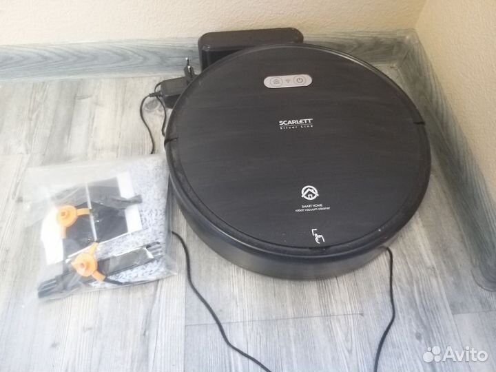 Робот-пылесос Scarlett SC-VC80RW01