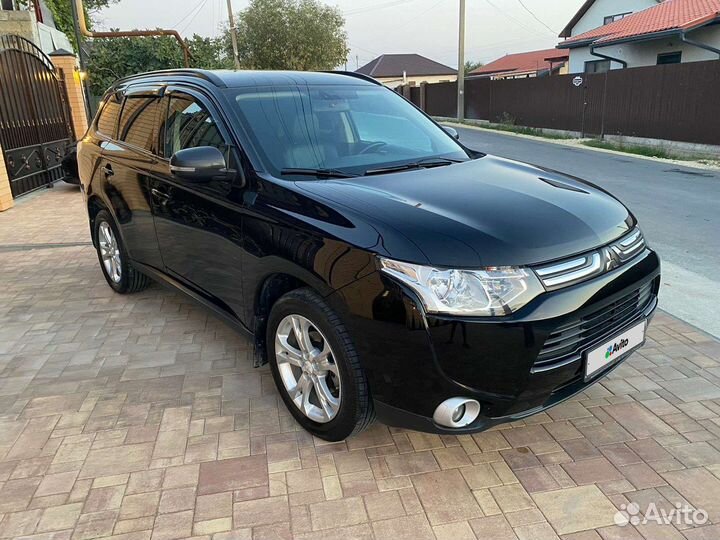 Mitsubishi Outlander 2.4 CVT, 2012, 172 450 км