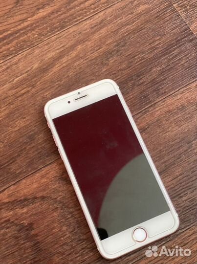 Телефон iPhone 6s