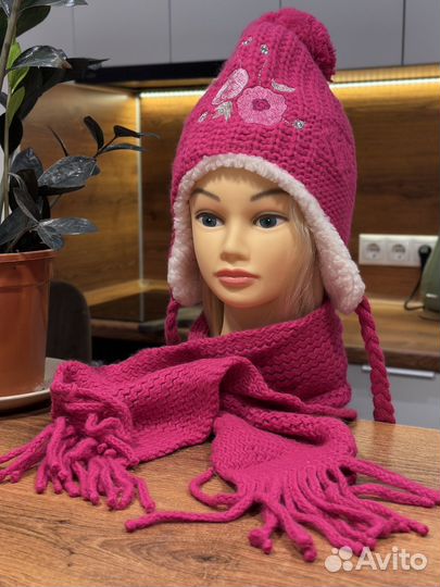 Комплект шапка и шарф для девочки