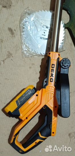 Б/У Триммер садовый аккумуляторный deko dktr21 Max