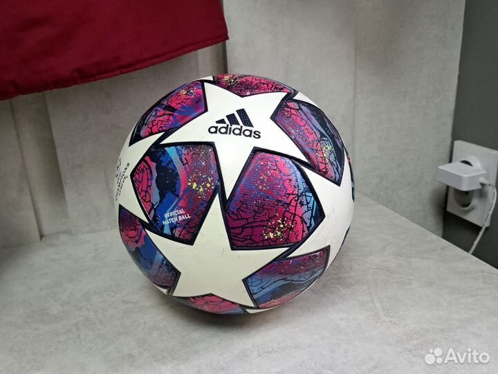 Футбольный мяч adidas лига чемпионов 2019/2020