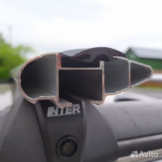 Багажник на крышу