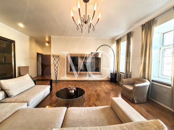 3-к. квартира, 120 м², 3/4 эт.