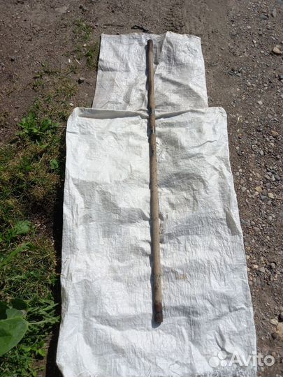 Продаю торсион левый Mitsubishi l200