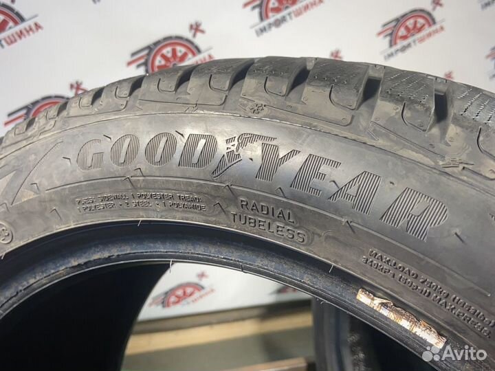 Goodyear UltraGrip Performance 225/50 R17