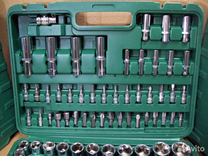 94 предмета Набор инструментов для автомобиля