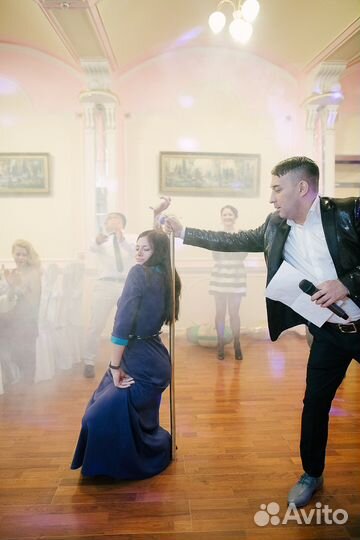 Ведущий (тамада) на корпоратив, Свадьбу, Новый год