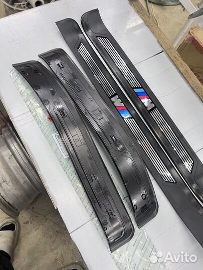 Накладки порожки М5 е39 bmw m