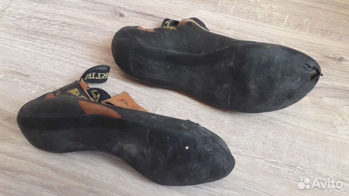 Скальные туфли La sportiva р.40-41