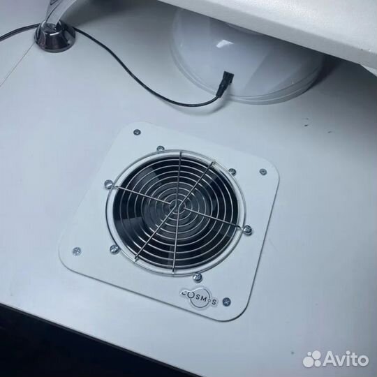 Маникюрный пылесос встраиваемый