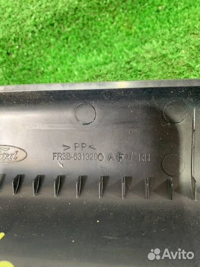 Накладка внутренняя на порог передняя правая Ford