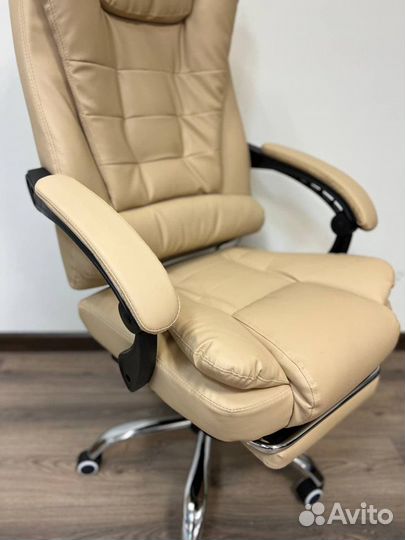 Кресло компьютерное руководителя с массажем